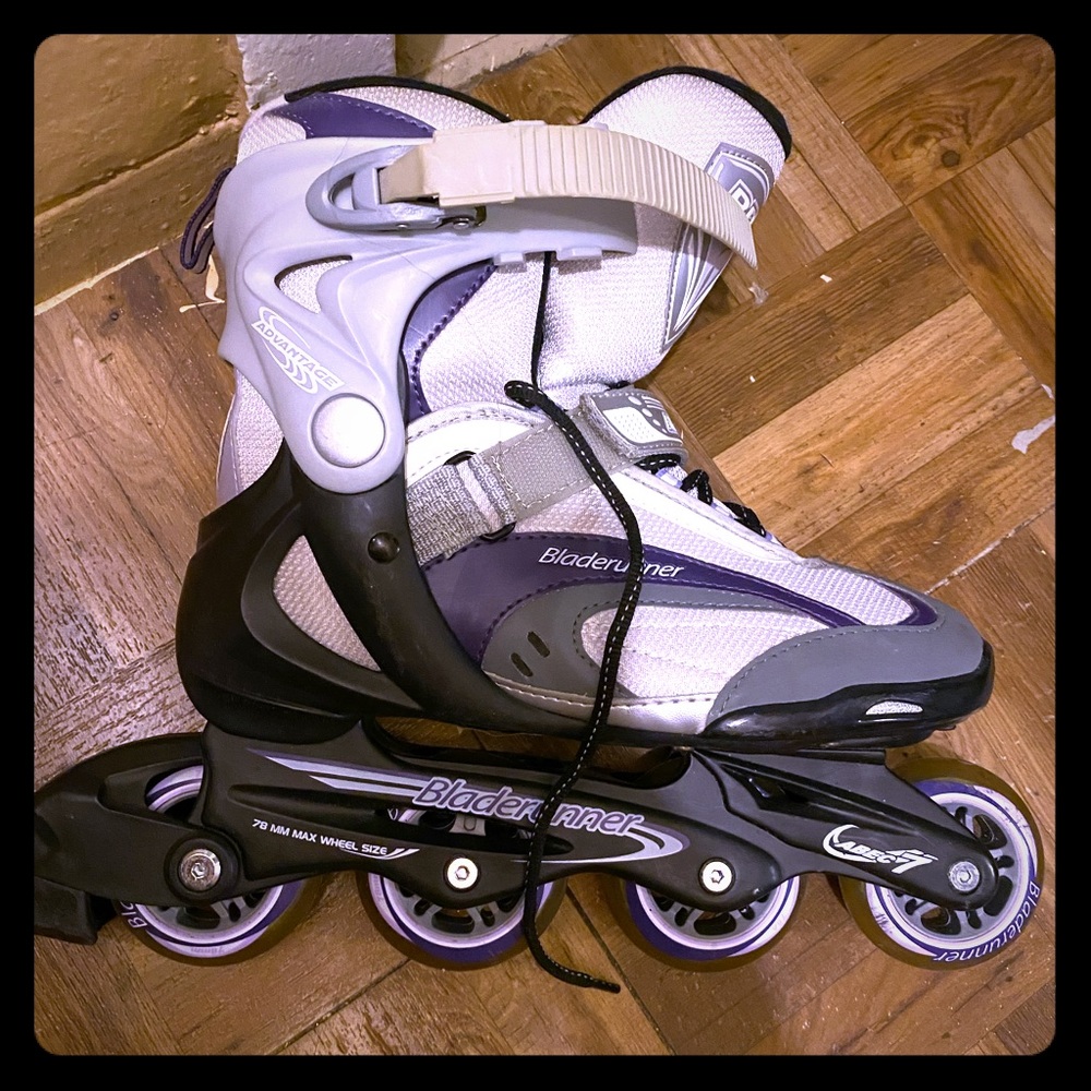 Bladerunner roller blades
